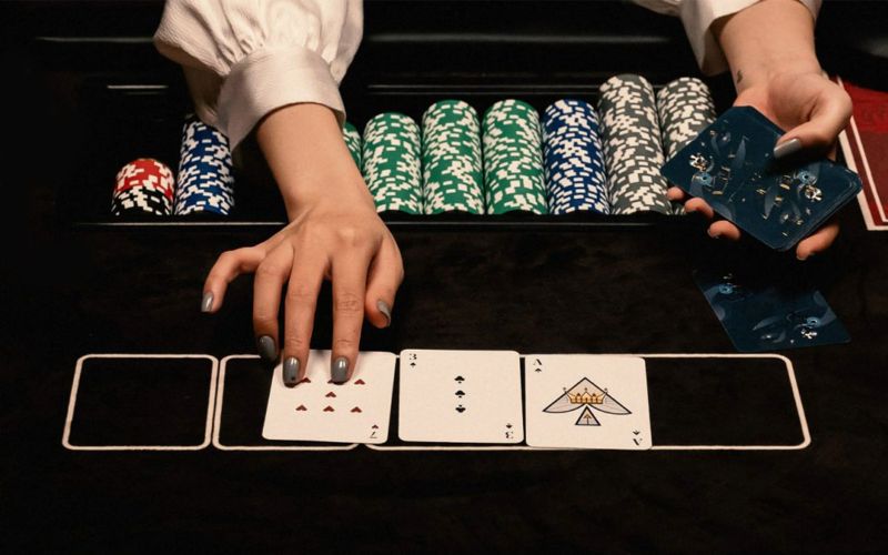 Tiêu chí để bạn đánh giá một nhà cái Poker uy tín
